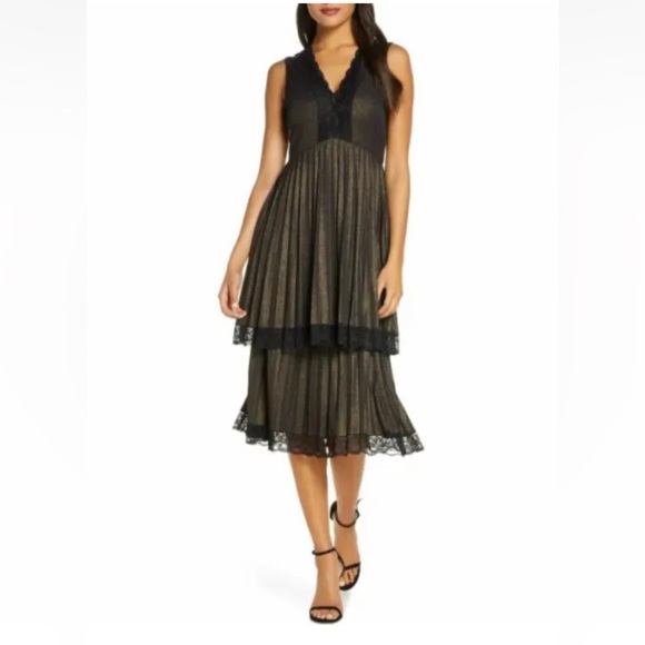 Taylor Dresses & Skirts - 3/$10 Taylor Lacy Dress